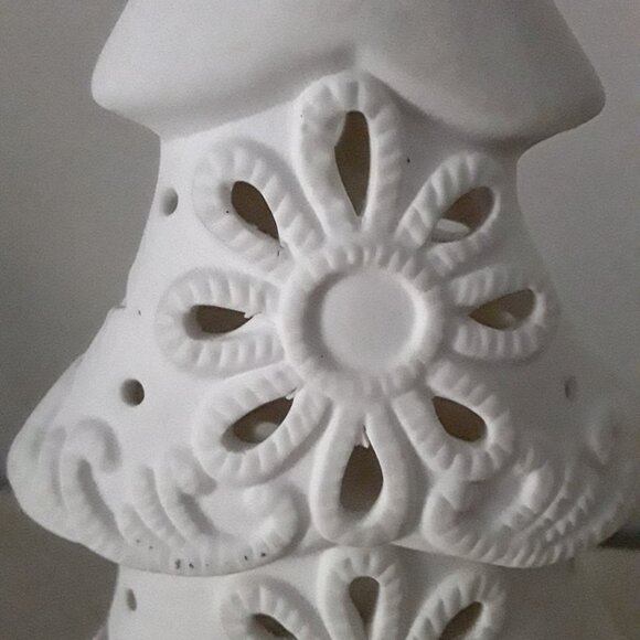 White Bisque Lighted Christmas Tree - Battery Operated - Picture 3 of 4